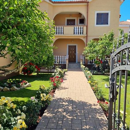 Apartman Tea Privlaka  Esterno foto