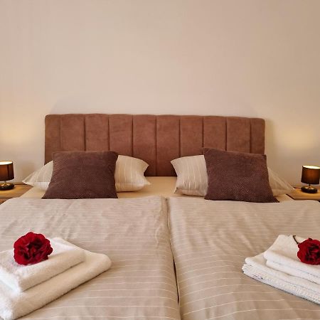 Apartman Tea Privlaka  Esterno foto