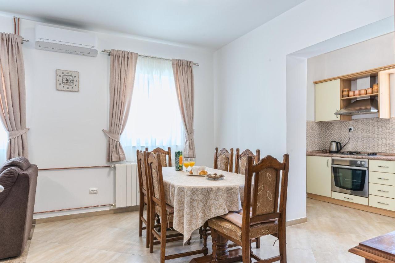 Apartman Tea Privlaka  Esterno foto