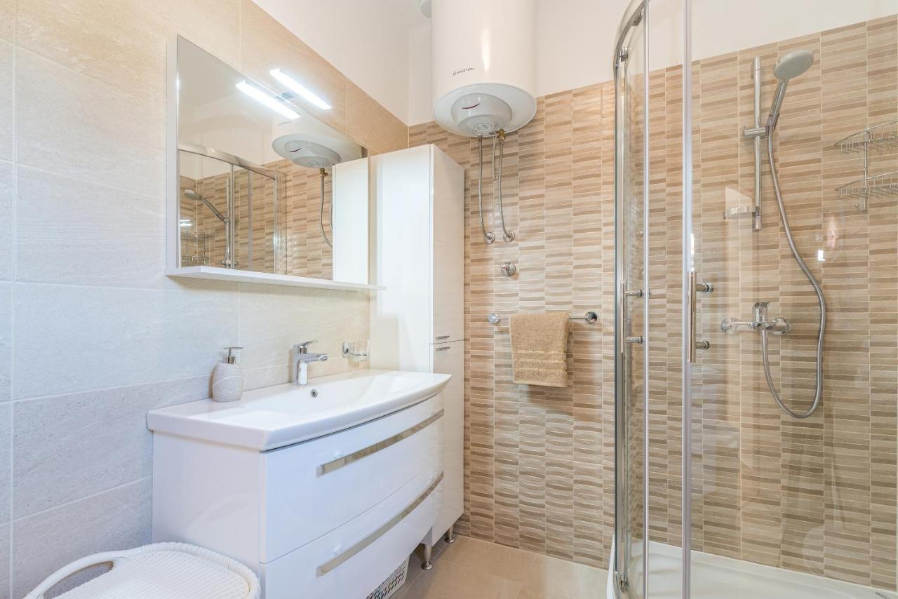 Apartman Tea Privlaka  Esterno foto